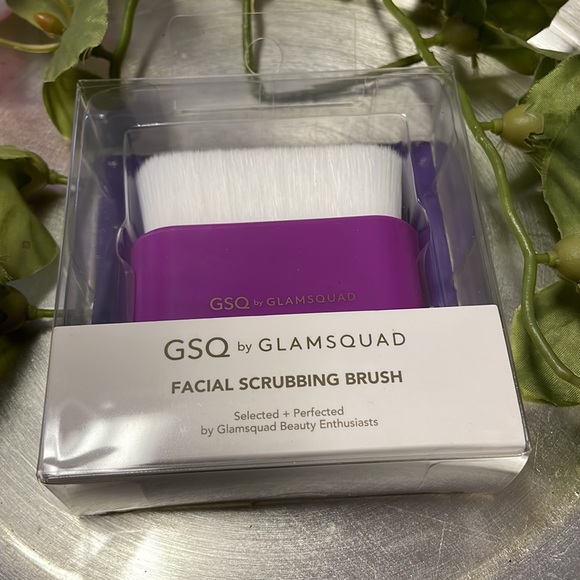 GSQ by Glamsquad Facial Scrubbing Brush - Picture 8 of 8